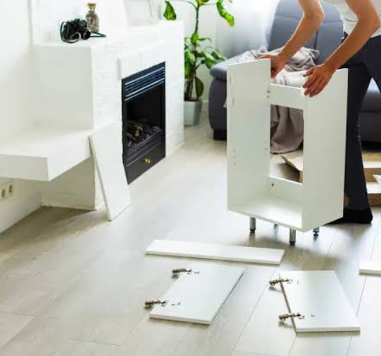 Furniture Disassembly and Reassembly Service
